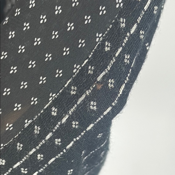 Lucky Brand Black Sheer Dolman Sleeve Keyhole Blouse Size Large - Picture 9 of 9